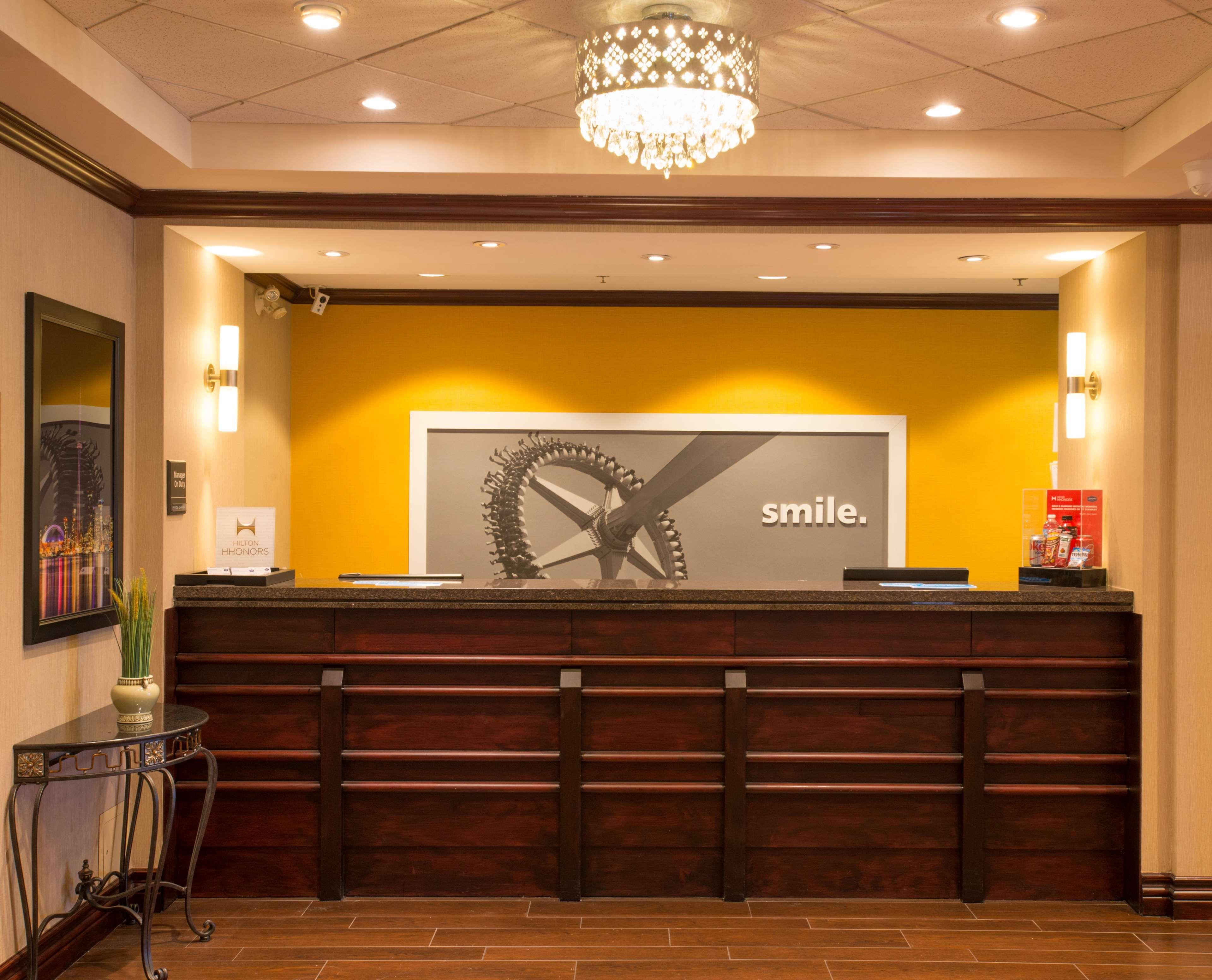 Hampton Inn Toronto-Mississauga West Exterior foto