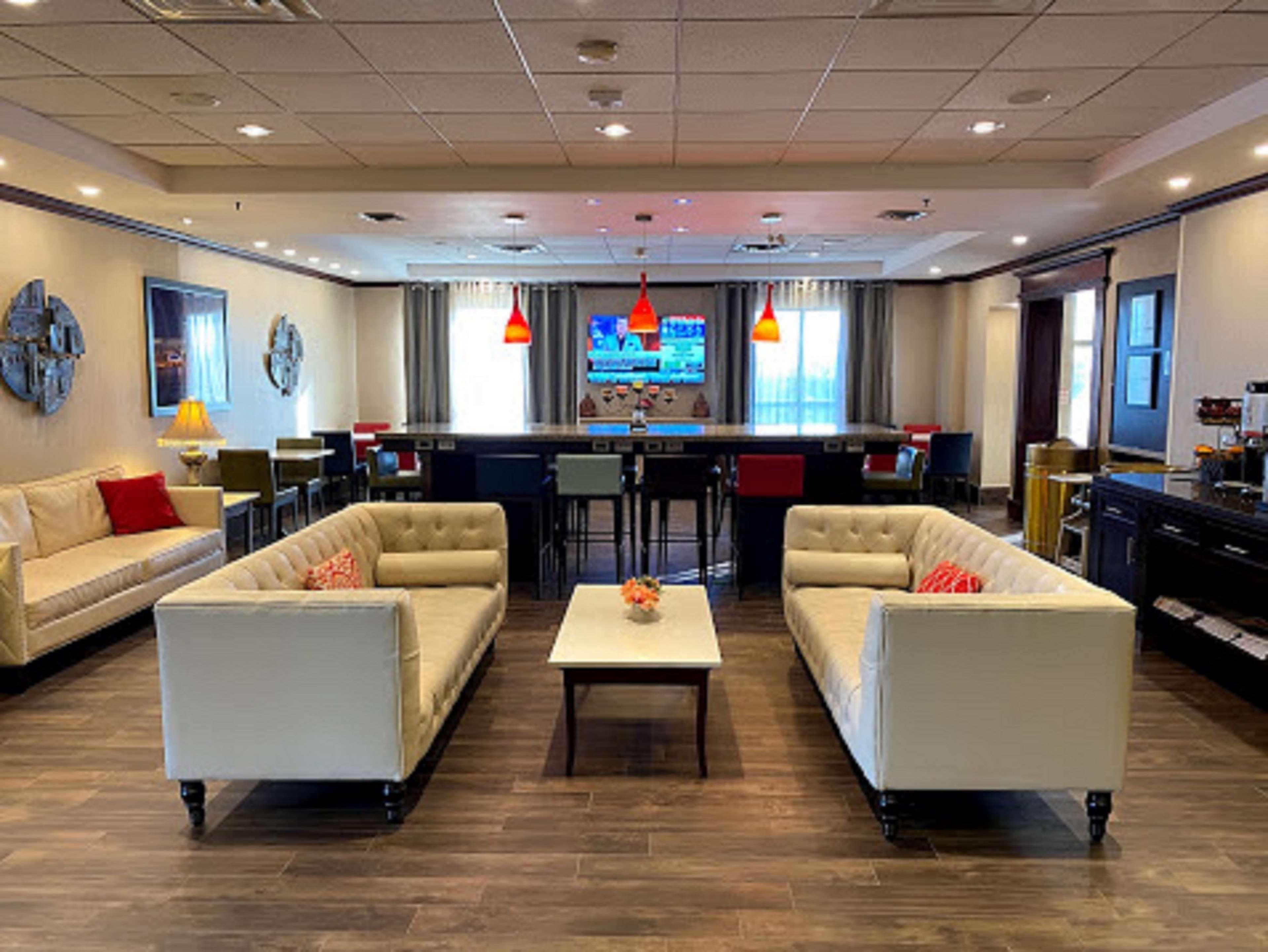 Hampton Inn Toronto-Mississauga West Exterior foto
