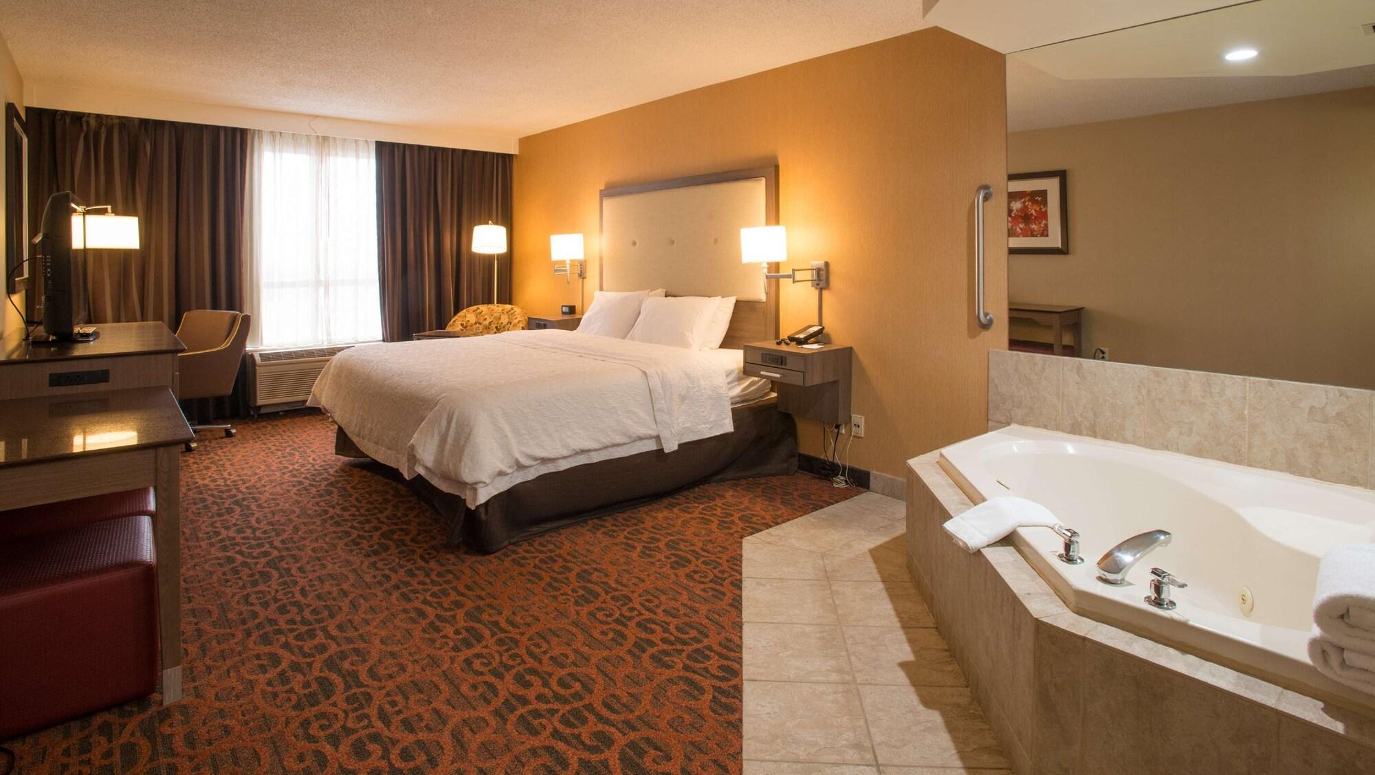 Hampton Inn Toronto-Mississauga West Exterior foto