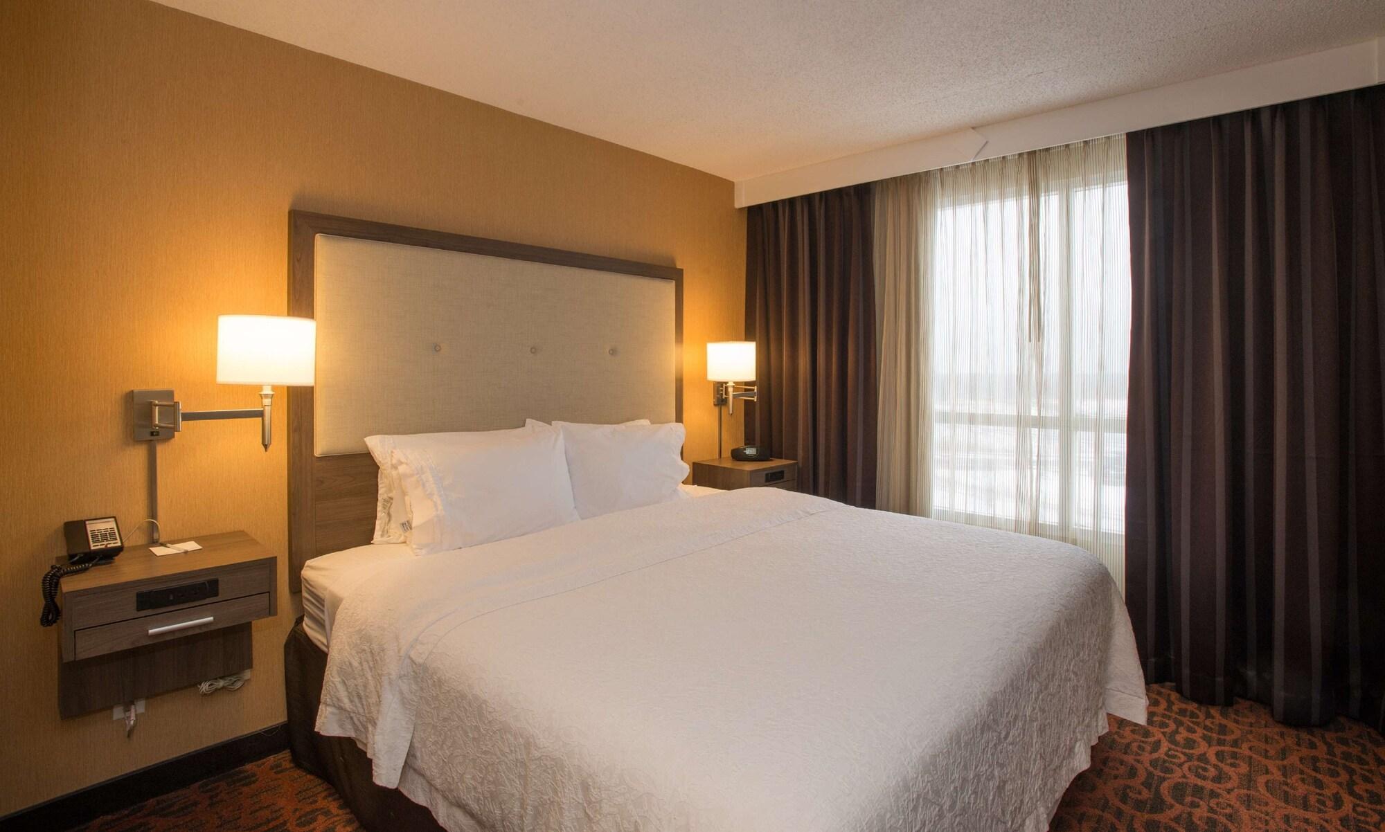 Hampton Inn Toronto-Mississauga West Exterior foto