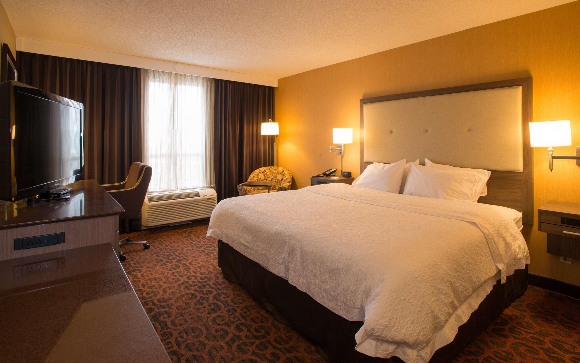 Hampton Inn Toronto-Mississauga West Exterior foto