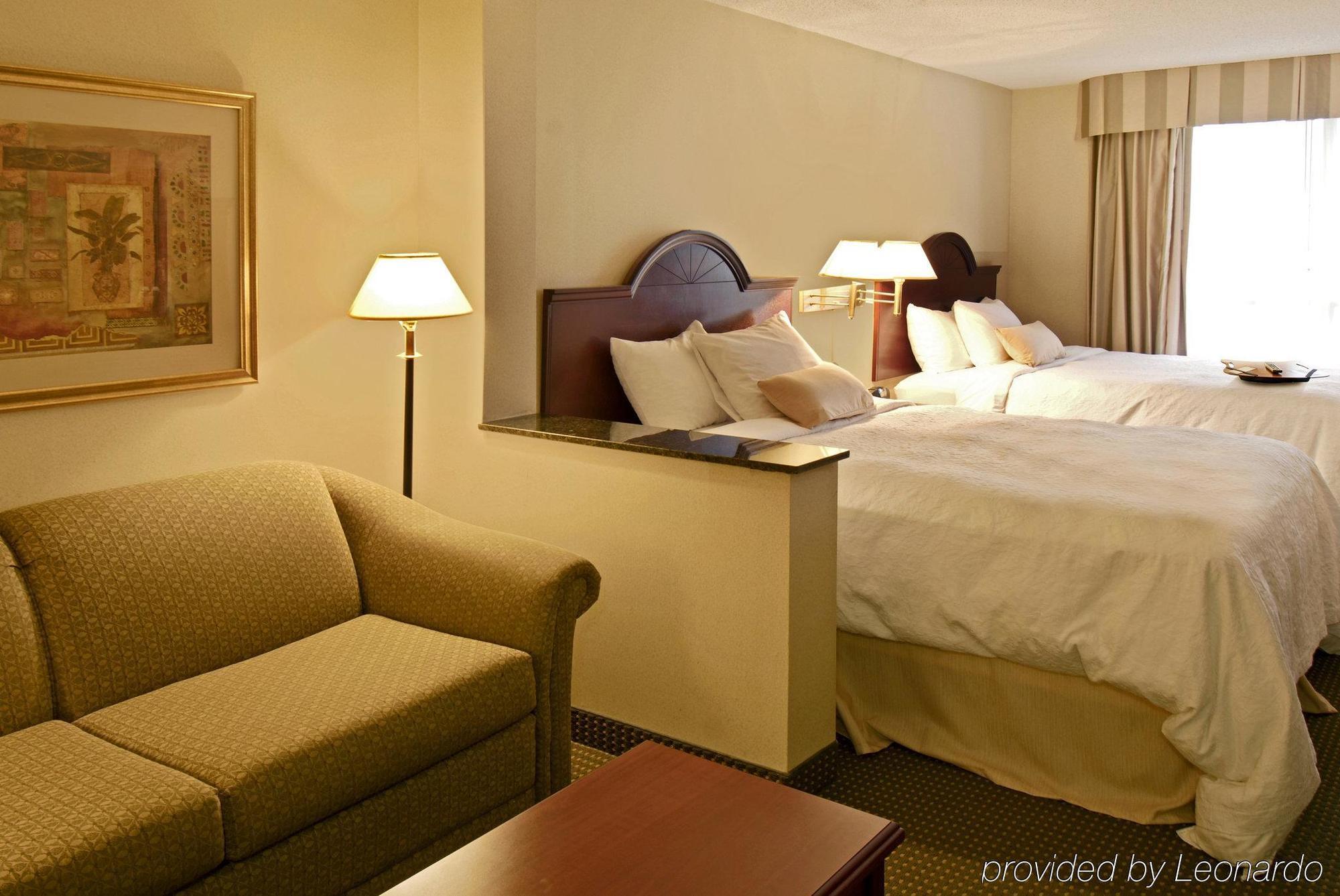 Hampton Inn Toronto-Mississauga West Zimmer foto
