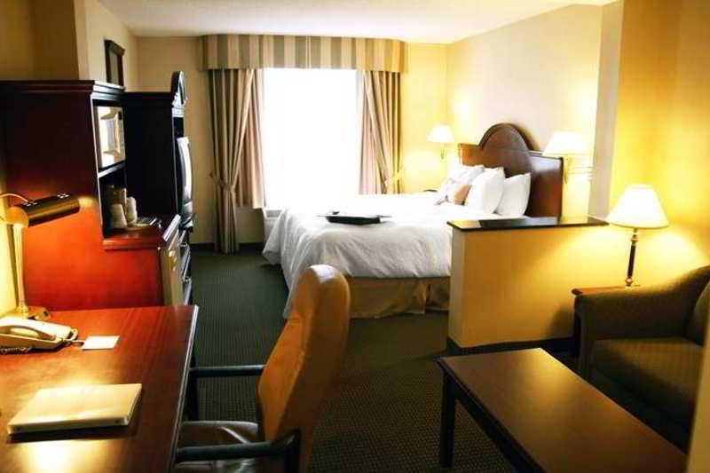 Hampton Inn Toronto-Mississauga West Zimmer foto